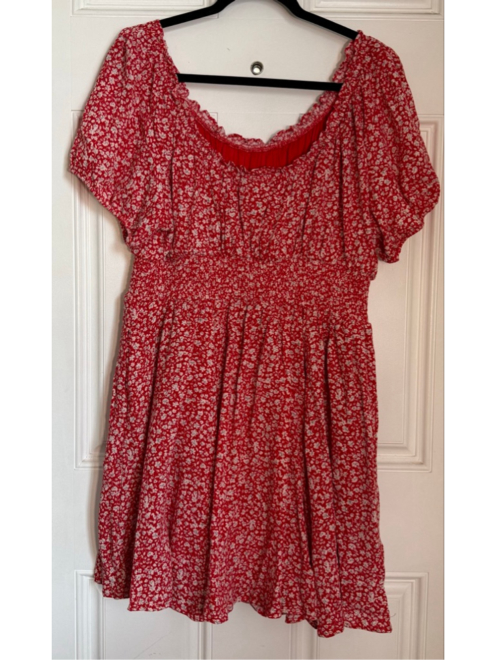 Torrid Red Floral Crinkle Gauze Puff Sleeve Romper (Sz 1X) - Picture 4 of 13